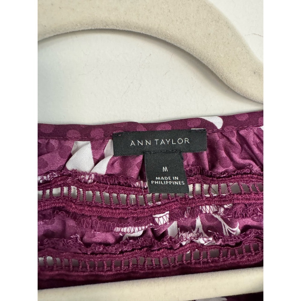 Ann Taylor Floral Cap Sleeve Blouse Size Medium Plum - Picture 3 of 6